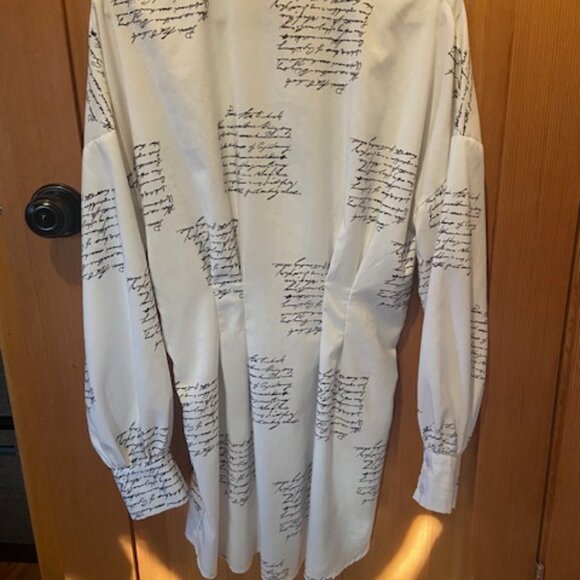 CBR Womens tailored button down white silk shirt with black writing Size L - Picture 6 of 8